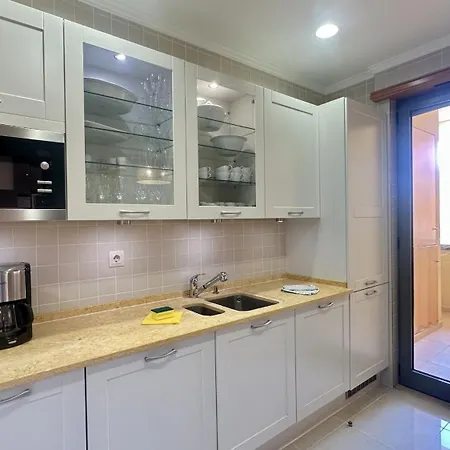 Apartment Residences - Pools - Gym - 6 Pax Vilamoura