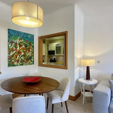 Apartment Residences - Pools - Gym - 6 Pax Vilamoura