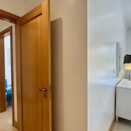 Residences - Pools - Gym - 6 Pax